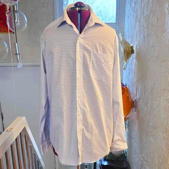 Ralph Lauren Classic Fit Non-Iron Button Down Shirt - Picture 1 of 5